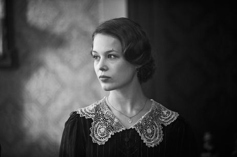 婚約者の友人 画像5