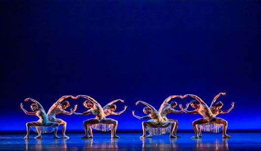 英国ロイヤル・オペラ・ハウス シネマシーズン 2018/19 ロイヤル・バレエ「ウィズイン・ザ・ゴールデン・アワー/メデューサ/フライト・パターン」 画像2