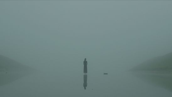 聖なる泉の少女 画像6