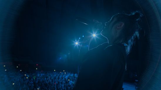 ビリー・アイリッシュ 世界は少しぼやけている 画像8