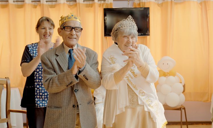 83歳のやさしいスパイ 画像7