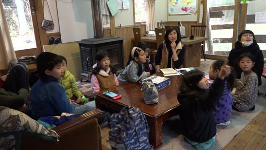 屋根の上に吹く風は 画像6