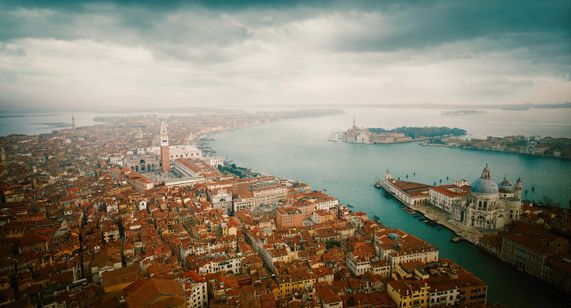 名探偵ポアロ：ベネチアの亡霊 画像5