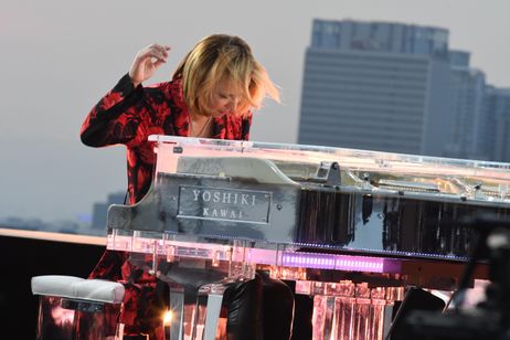 YOSHIKI:UNDER THE SKY 画像6
