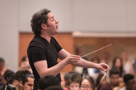 ビバ・マエストロ!指揮者ドゥダメルの挑戦 画像2