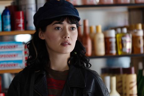 遠い山なみの光 画像7