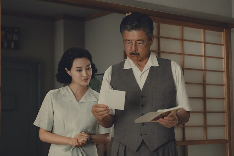 遠い山なみの光 画像12
