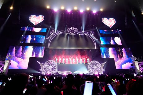=LOVE 7th ANNIVERSARY PREMIUM CONCERT THE MOVIE 画像3