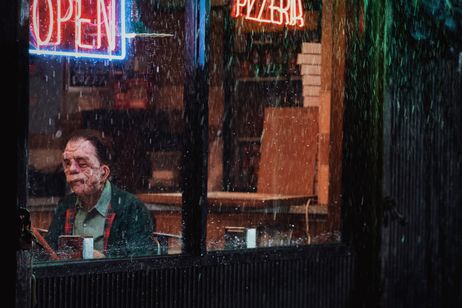 顔を捨てた男 画像3