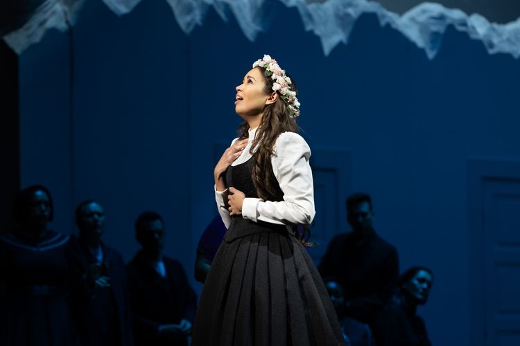 METライブビューイング2025-26　ベッリーニ「夢遊病の娘」 画像9