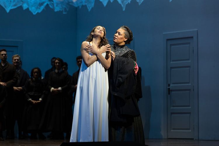 METライブビューイング2025-26　ベッリーニ「夢遊病の娘」 画像13