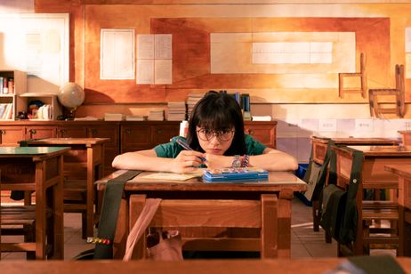 ひとつの机、ふたつの制服 画像2