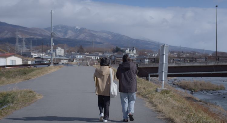 笑えない世界でも 画像7
