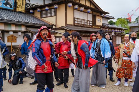 有吉の壁 劇場版アドリブ大河 ～面白城の18人～ 画像2