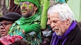 御年91歳の現役監督、アレハンドロ・ホドロフスキーのエッセンスが凝縮した『ホドロフスキーのサイコマジック』