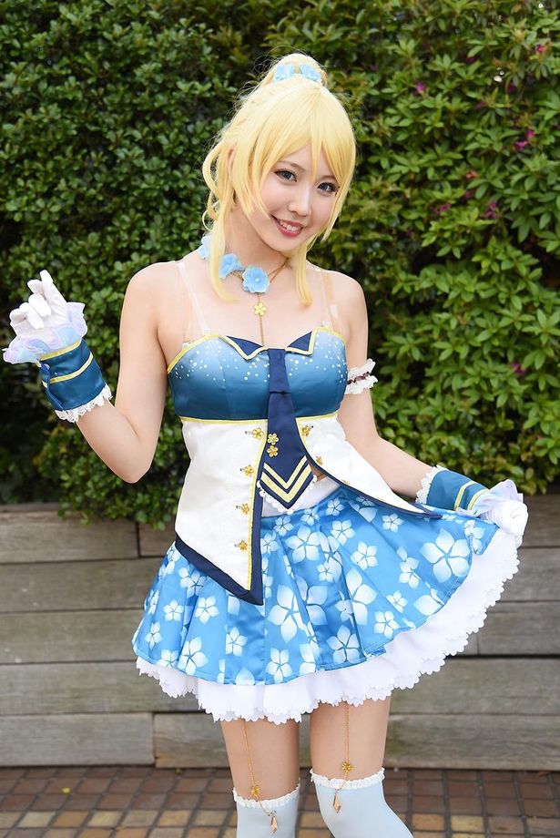 「ラブライブ！」の絢瀬絵里に扮する みるおさん