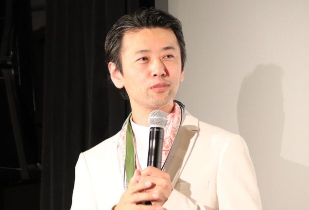 舞台挨拶に出席した大浦龍宇一