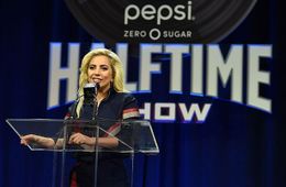 ガガがインスタグラムでバッシングについてコメント