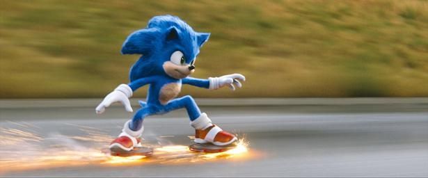 “超音速”の青いハリネズミが活躍！(『ソニック・ザ・ムービー』)