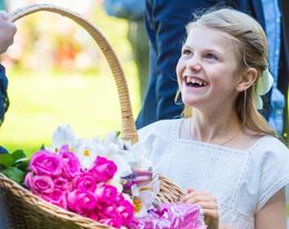 ヴィクトリア皇太子の誕生日パーティに出席したエステル王女