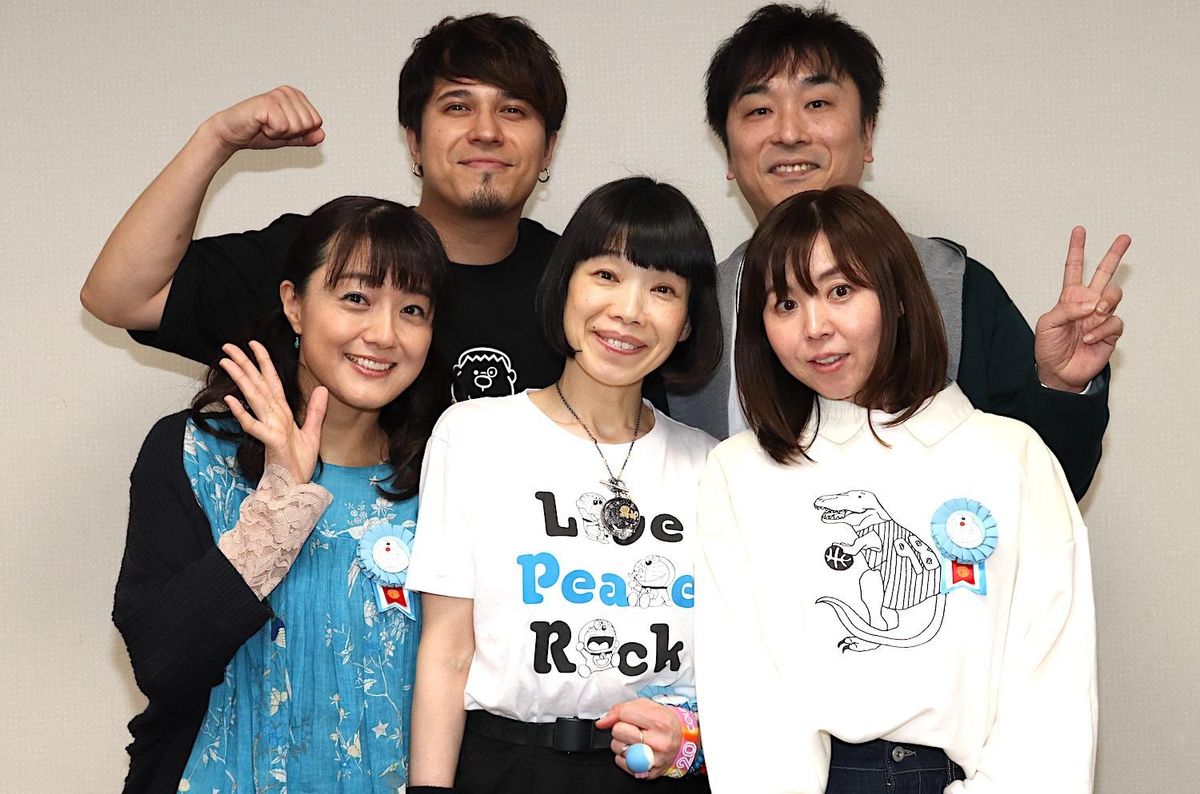 【貴重！】ドラえもん旧声優陣色紙　約30年前のもの 貴重！】ドラえもん旧声優陣色紙 約30年前のもの