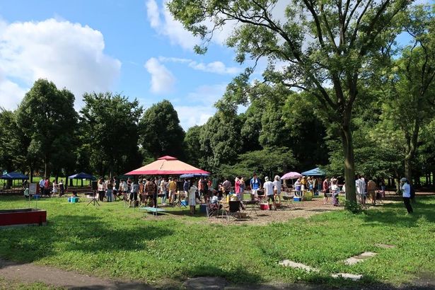 都立水元公園のBBQ広場で撮影された(『青くて痛くて脆い』)