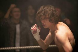 横浜流星が本気の役作りでキックボクサーに挑む！