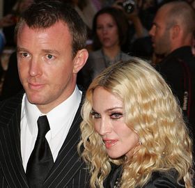 マドンナとガイ・リッチー監督元夫妻の長男に新恋人か