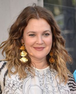 MTVビデオ・ミュージック・アワードにプレゼンターとして参加したドリュー・バリモア