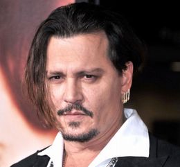 ブラピの次は…ジョニー・デップの新恋人も超年下？