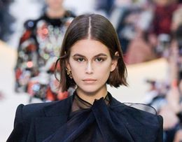 複数回のデート姿がパパラッチされたカイア