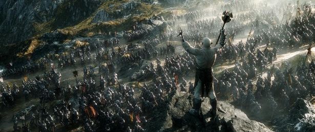 アゾグ率いるオークの大軍が集結(『ホビット 決戦のゆくえ』)