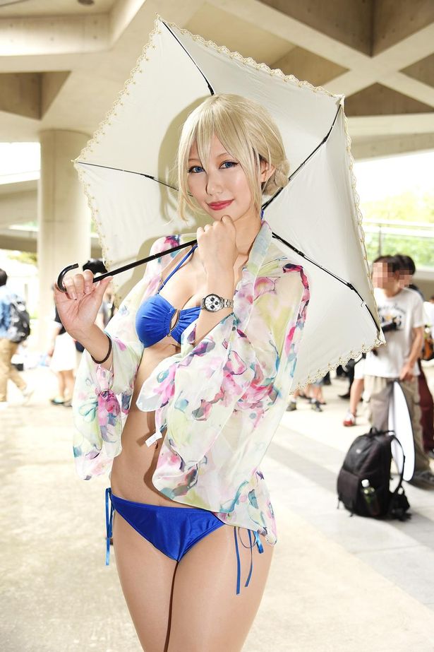 「ガールズ＆パンツァー」のダージリンに扮する ばむさん