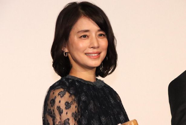 『望み』の初日舞台挨拶に登壇した石田ゆり子