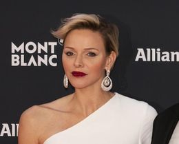 シャルレーヌ公妃の国葬ファッションに賛否の声