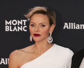 シャルレーヌ公妃の国葬ファッションに賛否の声