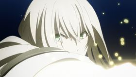 ベディヴィエールの宝具”剣を摂れ、銀色の腕”。銀の義手”アガートラム”で敵を討つ強力な攻撃