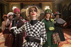 アン・ハサウェイ主演『魔女がいっぱい』は、本日12月4日より公開