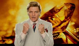 新たなヴィラン"マックス( ペドロ・パスカル)。その正体は"普通の人 !?