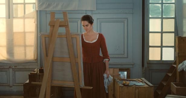 女性画家マリアンヌ役にノエミ・メルラン