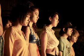 山崎賢人＆土屋太鳳ダブル主演！「今際の国のアリス」から場面写真が到着