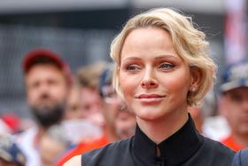 シャルレーヌ公妃、早くもウィッグでバズカットを封印？