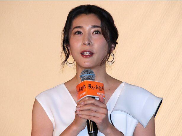 テレビドラマや映画などで唯一無二の演技を見せてくれた竹内結子