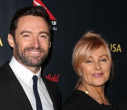 熱い夫婦愛で冬の海もへっちゃら？