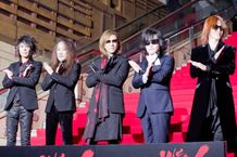 初めて5人で映画イベントに登場したX JAPAN