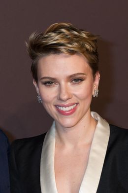 スカヨハに新たなロマンスの予感!?