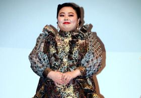 劇場版「美少⼥戦⼠セーラームーン」の《後編》の完成報告会⾒に登壇した渡辺直美