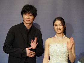 『哀愁しんでれら』初日舞台挨拶が開催！