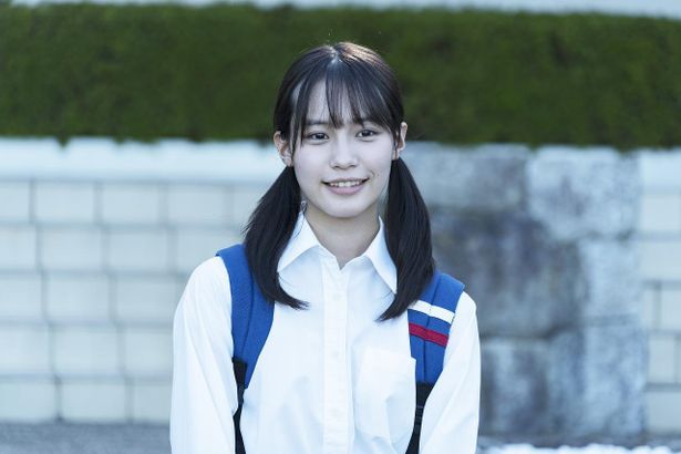 撮影現場の答志島にはコンビニがなく、「お菓子大好き人間としてはハードでした」