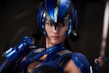 Gカップグラドル原幹恵がセクシー衣装でアクション披露！